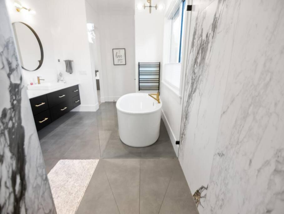 The Fernridge Estate: 5Bd Family Retreat! Villa Langley Kültér fotó